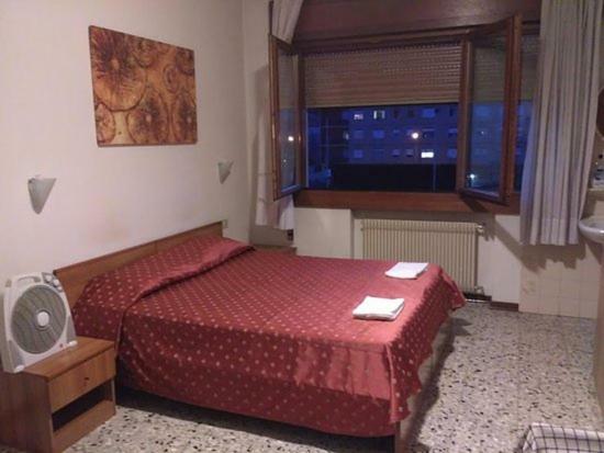 Hotel Vidale Местре Экстерьер фото